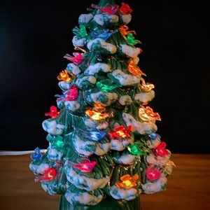 Doc Holliday Molds Vintage 1982 Ceramic Lighted Christmas Tree 13"